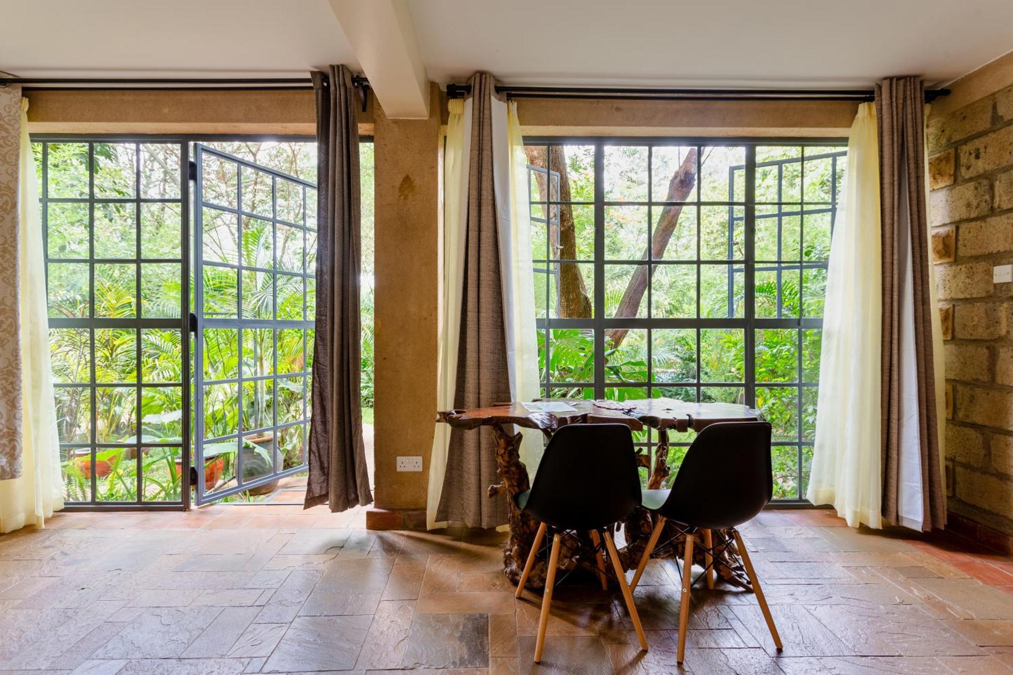 The Jungle Oasis With Heated Pool Appartement Nairobi Buitenkant foto