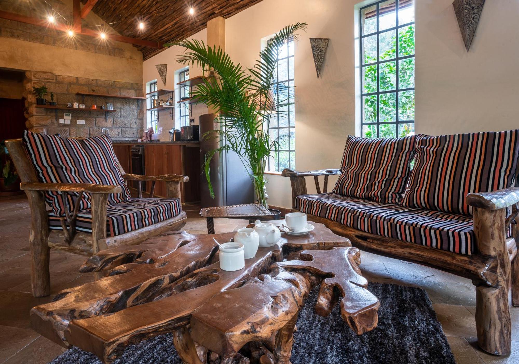 The Jungle Oasis With Heated Pool Appartement Nairobi Buitenkant foto