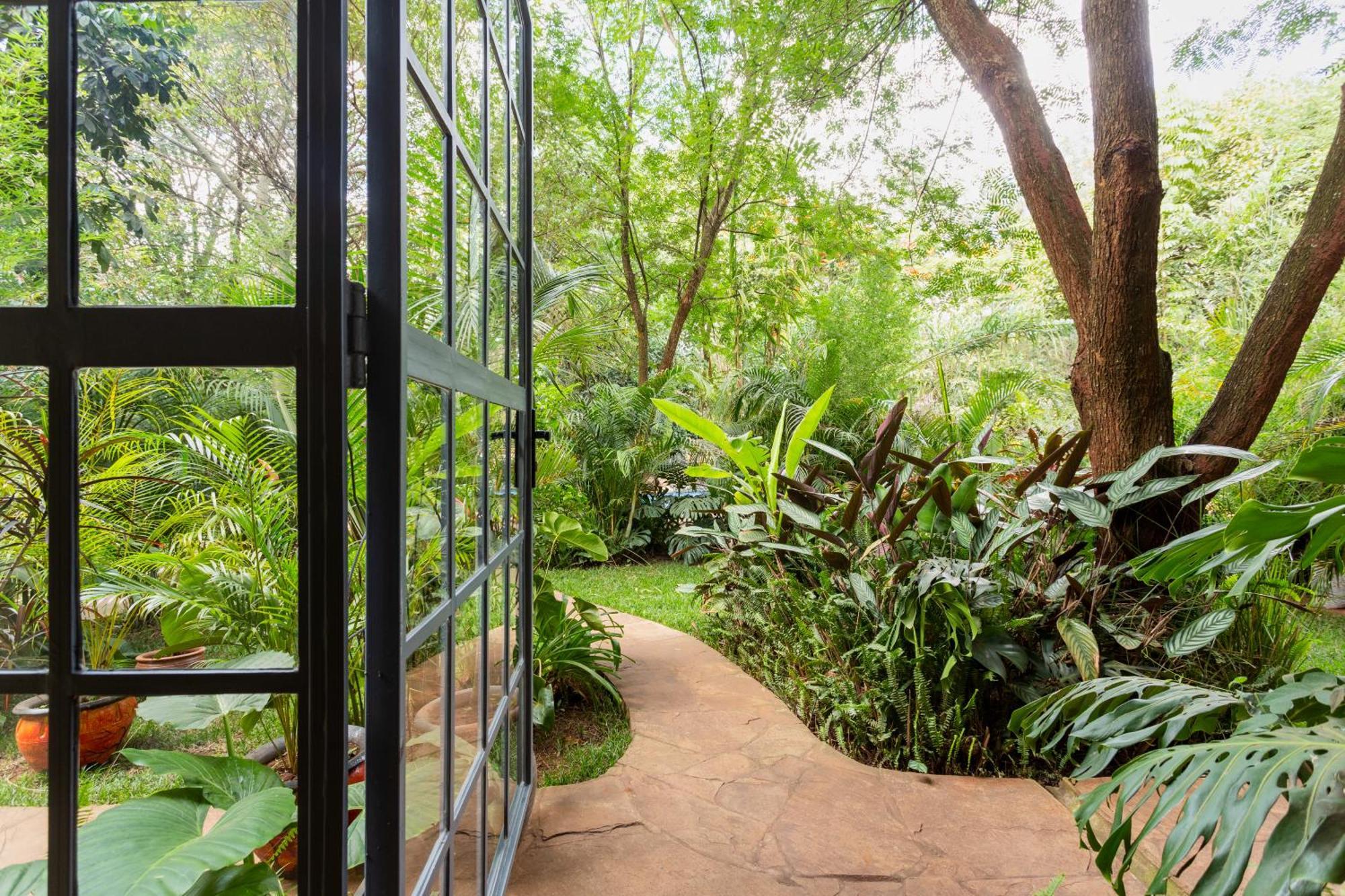 The Jungle Oasis With Heated Pool Appartement Nairobi Buitenkant foto