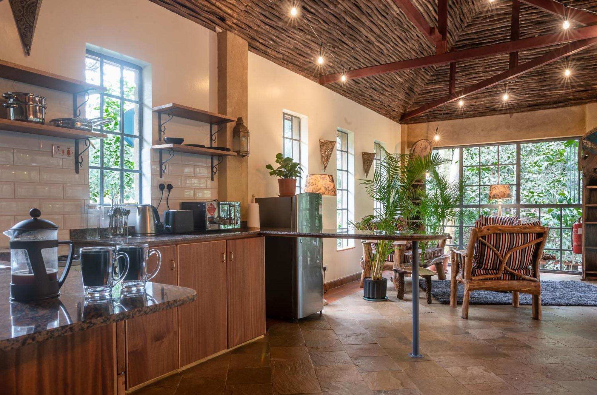 The Jungle Oasis With Heated Pool Appartement Nairobi Buitenkant foto