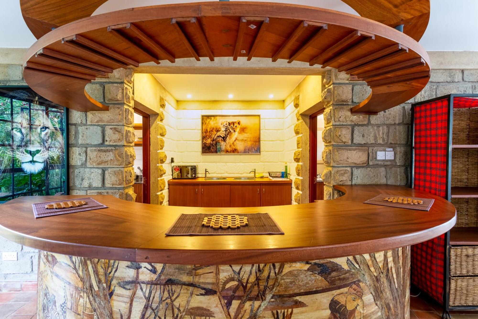 The Jungle Oasis With Heated Pool Appartement Nairobi Buitenkant foto